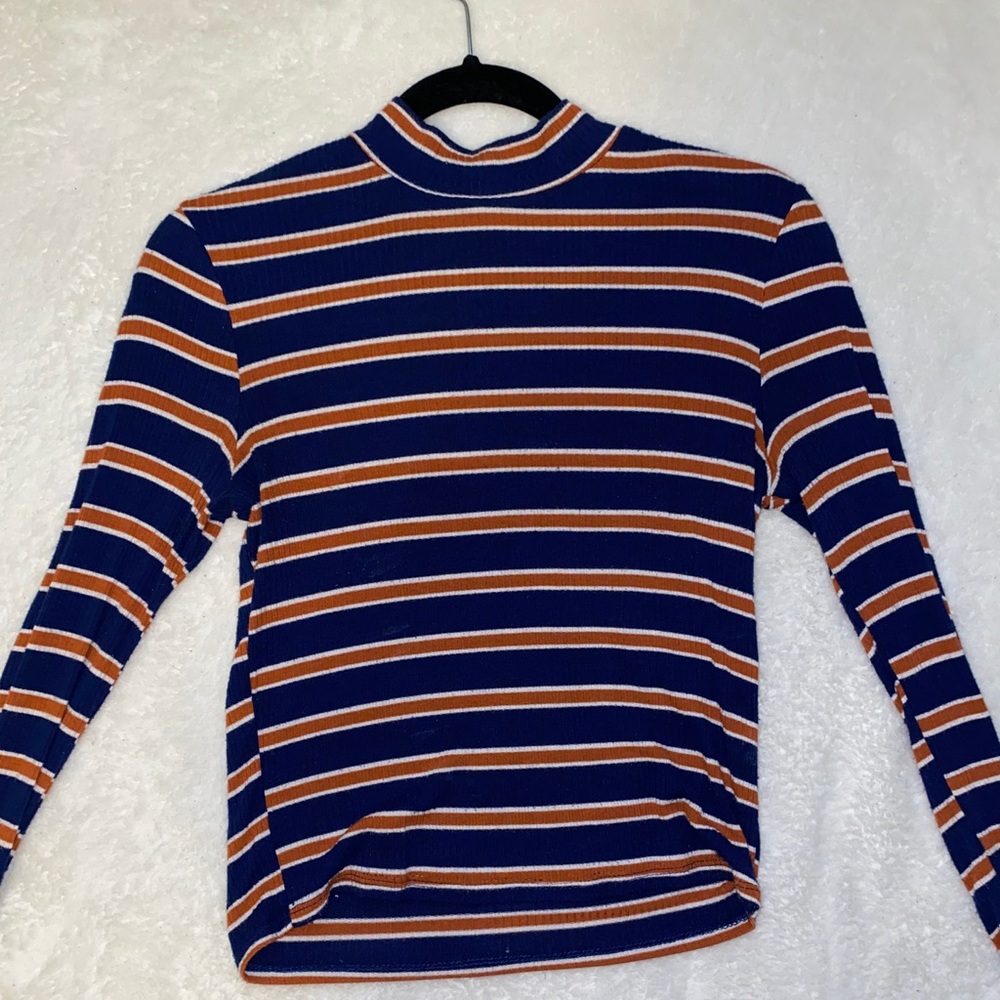 Stripped half turtle neck long sleeve